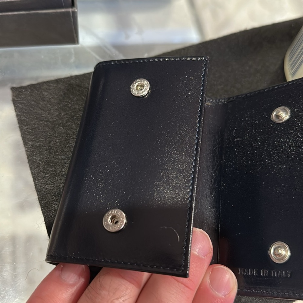 Prada Black Leather key Case with Glossy Finish. NEW - Picture 4 of 6